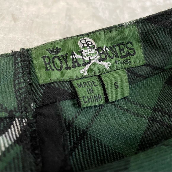 Royal Bones by Tripp NYC green plaid skirt - NO SUSPENDERS INCLUDED - Picture 4 of 10